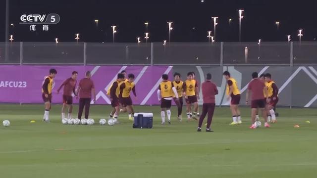 华体会hth sports-视频丨“尽自己最大努力去战斗！” U23国足决赛前最新备战情况